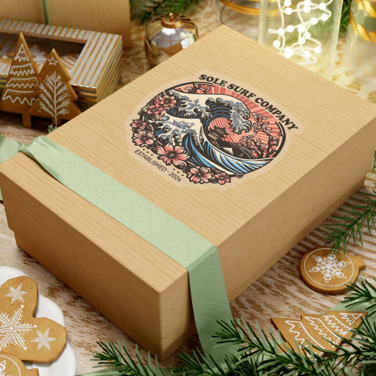 Decorative gift box featuring a vibrant Japanese wave design, perfect for surf enthusiasts and holiday gifting.